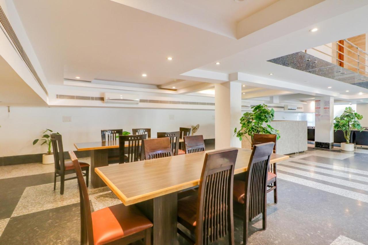 Townhouse 939 Hotel Gagan Inn Near Satyam Inox Patel Nagar Νέο Δελχί Εξωτερικό φωτογραφία